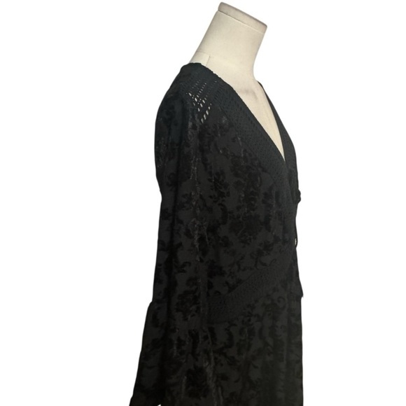 Torrid Black Maxi Burnout Velvet Lace Dress Bell Sleeves Size 1 1X Flowy Party - Picture 5 of 7
